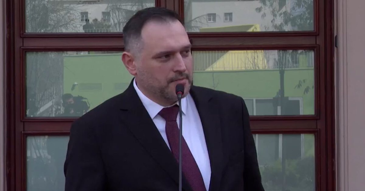 Çfarë fshihet pas manovrave serbe pranë kufirit me Kosovën?