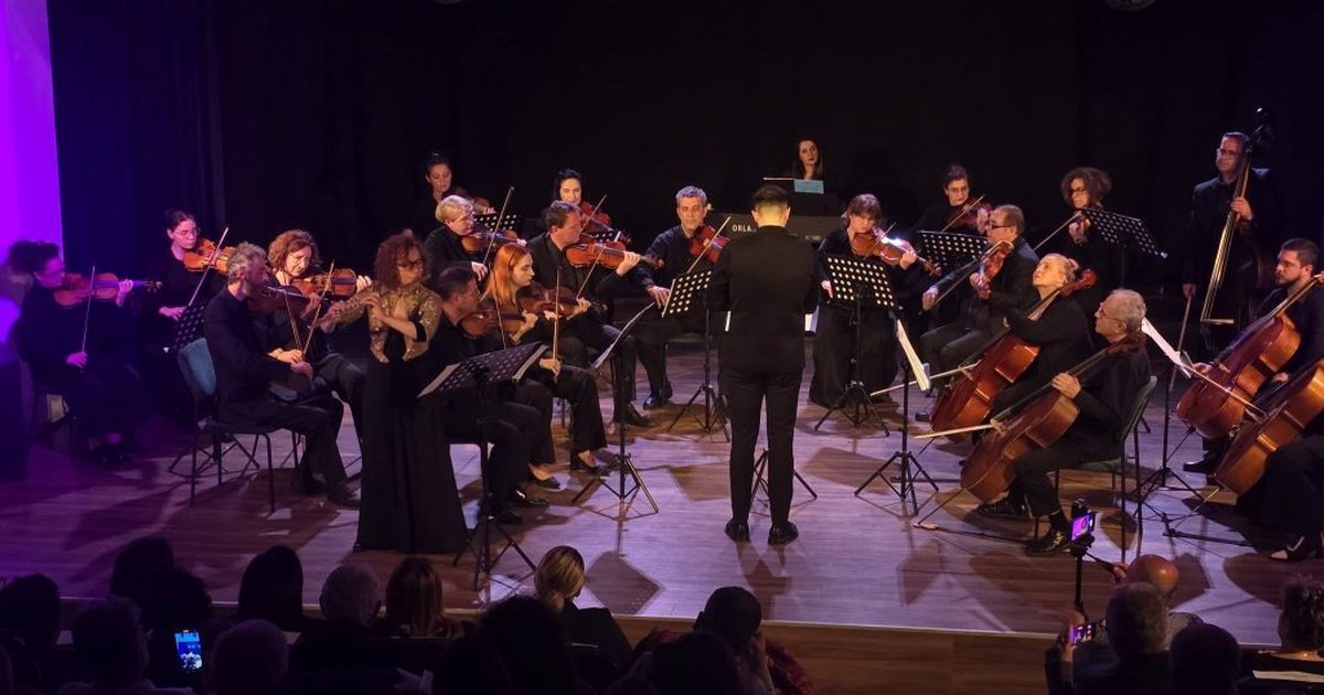 Çfarë tërhoqi të gjithë në natën muzikore të Durrësit?