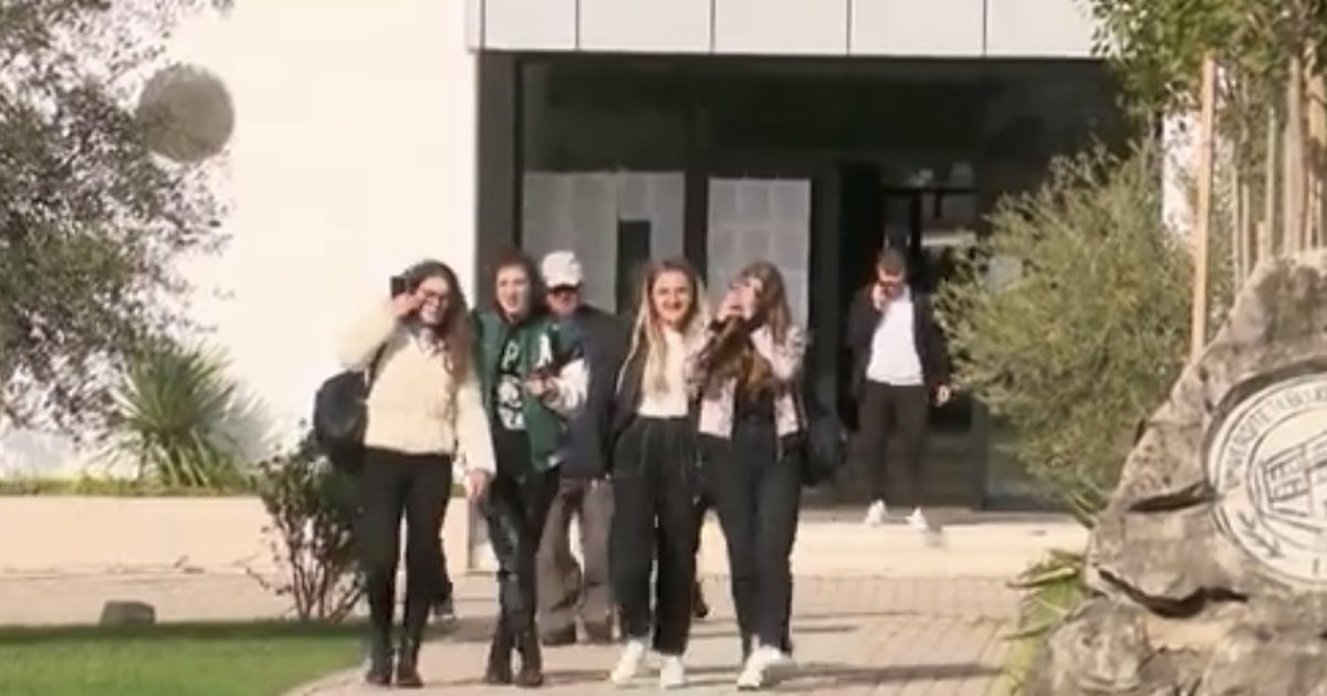 A po e humbasin të rinjtë nisjen e karrierës? Shifra që të habit