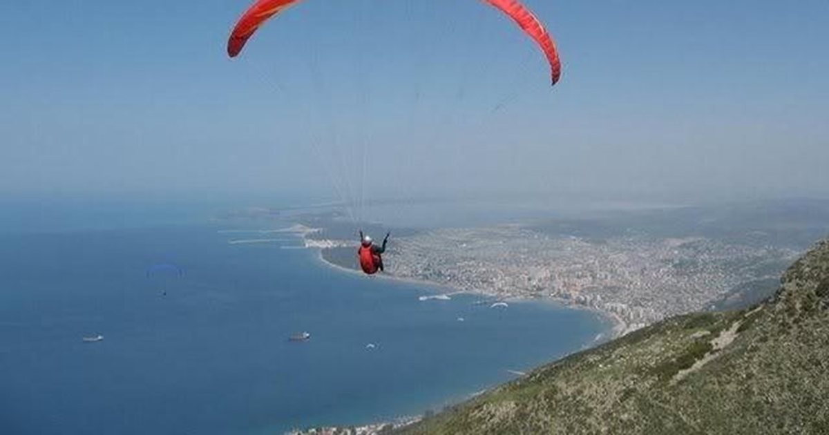 Pse Vlorën e pushtuan 98 parashutistë nga 20 vende?